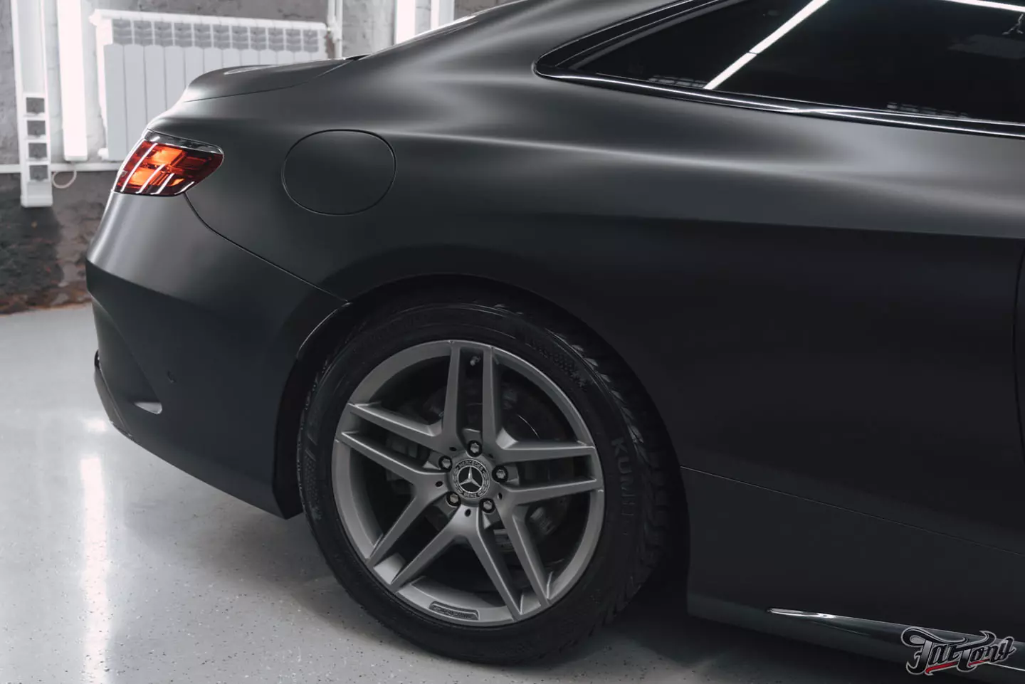 Смена стиля Mercedes S-class Coupe! Оклеили кузов в темно-серый винил от Oracal, окрасили диски